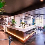 Radisson Blu Royal Hotel, Готель 4*