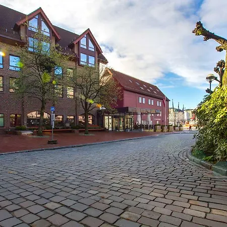 Radisson Blu Royal Hotel, Szálloda 4*