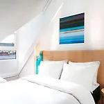 Radisson Blu Royal Hotel, Hotel