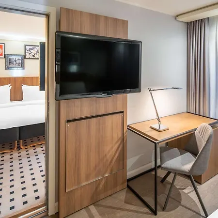 Radisson Blu Royal Hotel, 4*