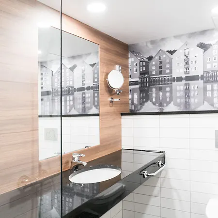Radisson Blu Royal Hotel, Bergen, A Verified Net Zero 4* Bergen