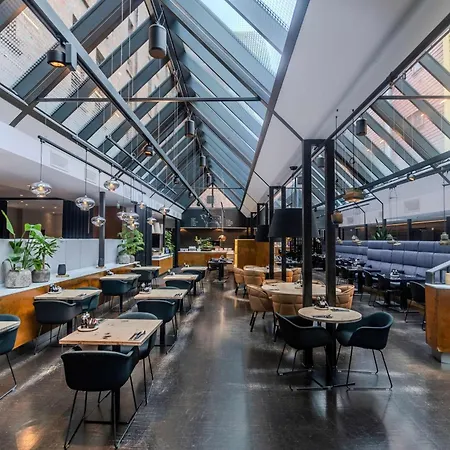 Radisson Blu Royal Hotel, Hotell 4*