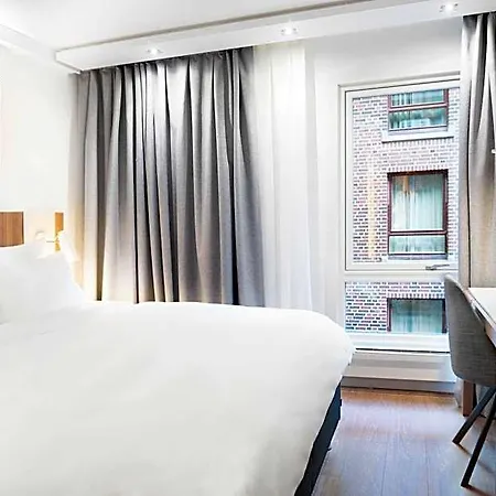 Radisson Blu Royal Hotel, 4*