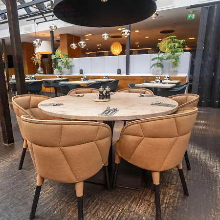 Hotel Radisson Blu Royal Hotel, Bergen, A Verified Net Zero 4*