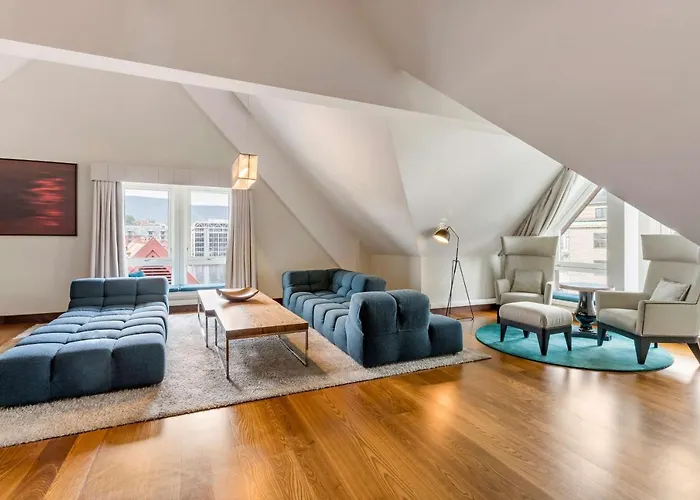 Radisson Blu Royal Hotel, Szálloda