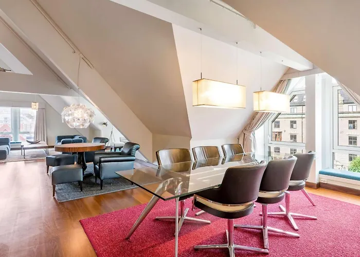 Готель Radisson Blu Royal Hotel, 4*