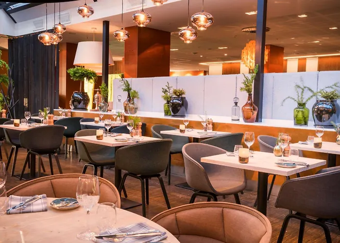 ラディソン ブルー ロイヤル 4*