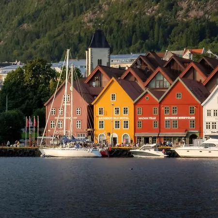 Radisson Blu Royal Hotel, Otel