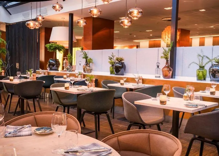 Radisson Blu Royal Hotel, Otel 4*